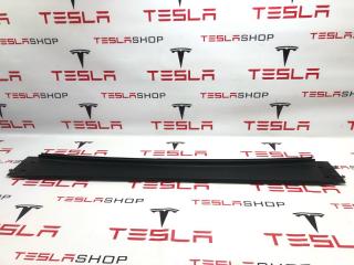 Накладка багажника внутренняя (пластик) Rivian R1T 1 поколение 2022, PT00000373, PT00030679