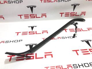 Накладка капота Rivian R1T 1 поколение 2022, PT00015809-D, PT00015800