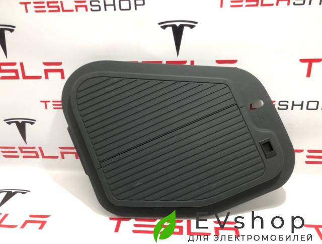 обшивка крышки багажника Rivian R1T 1 поколение 2022, PT0052953, PT0052958, C400052958-E - фото №1