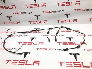 форсунка омывателя лобового стекла Rivian R1T 1 поколение 2022