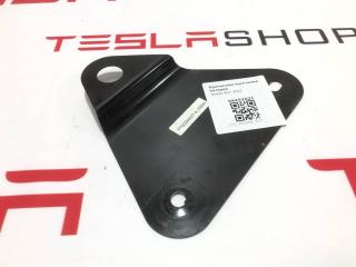 Кронштейн крепления батареи Rivian R1T 1 поколение 2022, PT00294327-A