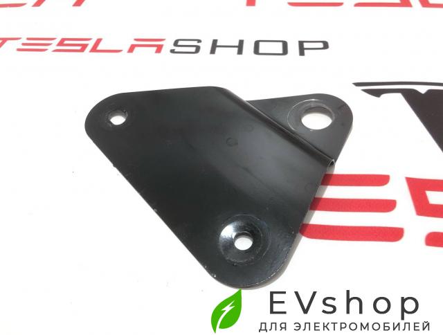Кронштейн крепления батареи Rivian R1T 1 поколение 2022, PT00294329-A - фото №1