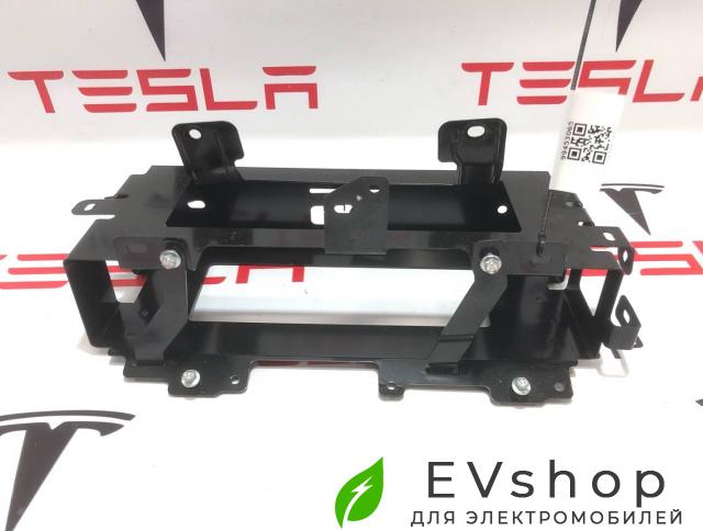 Короб аккумуляторной батареи Rivian R1T 1 поколение 2022, PT00015932, PT015931, 0804B176 - фото №1