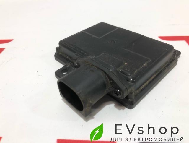 датчик мертвых (слепых) зон Rivian R1T 1 поколение 2022, PT00012245-E - фото №1