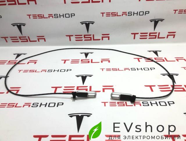 трос открывания багажника Rivian R1T 1 поколение 2022, PT00002963, PT00002966, PT00002967 - фото №1