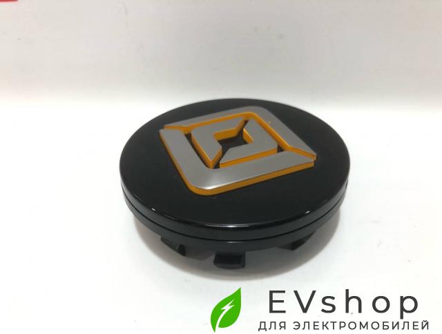 колпачок литого диска Rivian R1T 1 поколение 2022, PT00000738, PT00001895-E-002, PT00001895-E-001 - фото №1