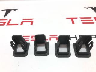 Крепление детского кресла (isofix) Rivian R1T 1 поколение 2022