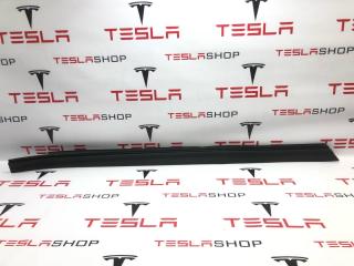 Уплотнитель порога Rivian R1T 1 поколение 2022, PT00002356, PT00002361