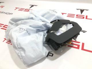 подушка безопасности водителя Rivian R1T 1 поколение 2022, PT00000926-L-001