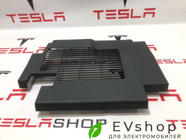 Крышка защитная Rivian R1T 1 поколение 2022, PT00211096-C - фото №1