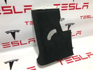 Накладка стойки С Rivian R1T 1 поколение 2022, PT00001378