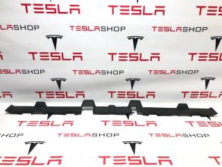 пластик Rivian R1T 1 поколение 2022, PT00036139F, PT00001033