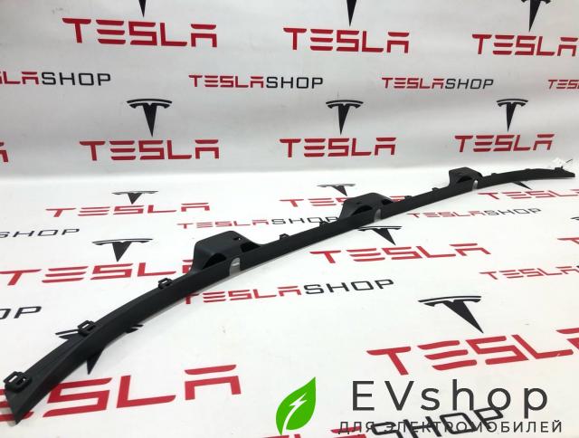 Накладка капота Rivian R1T 1 поколение 2022, PT00028767 - фото №1