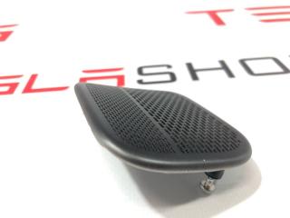 Накладка динамика (сетка) Rivian R1T 1 поколение 2022, PT00013658