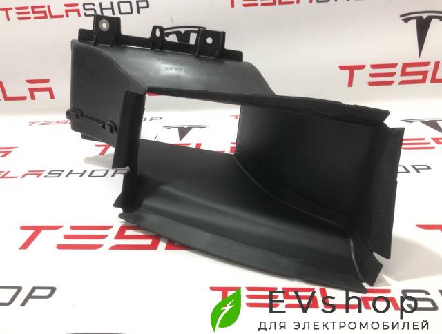 воздуховод (дефлектор) радиатора LiXiang L9 1 поколение 2024, X01-28030097 - фото №1