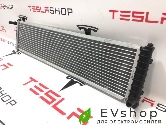 радиатор (основной) LiXiang L9 1 поколение 2024, X0113010011 - фото №1