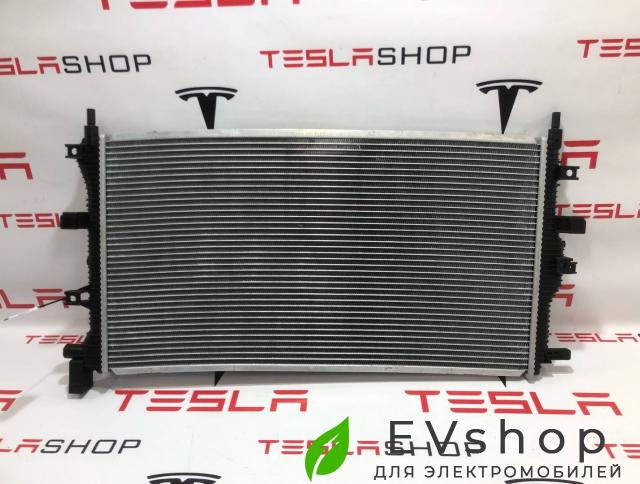 радиатор (основной) LiXiang L9 1 поколение 2024, X0113010011 - фото №1