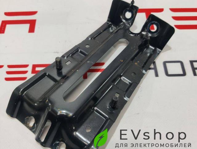 кронштейн (крепление) Zeekr 001 1 поколение 2023 - фото №1