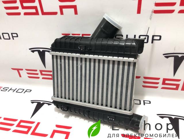 интеркулер LiXiang L9 1 поколение 2024, X01-11190033 - фото №1