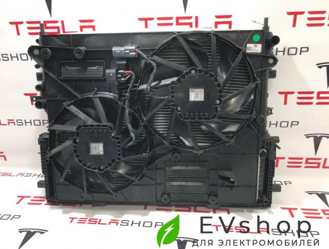 кассета радиаторов LiXiang L9 1 поколение 2024, X0113010011 - фото №1