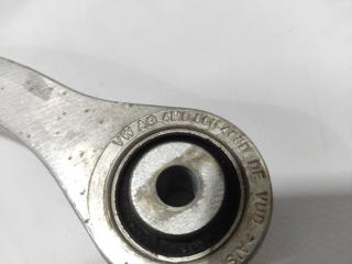 стойка стабилизатора Audi e-tron 1 поколение 2019, электро, 4M0505465