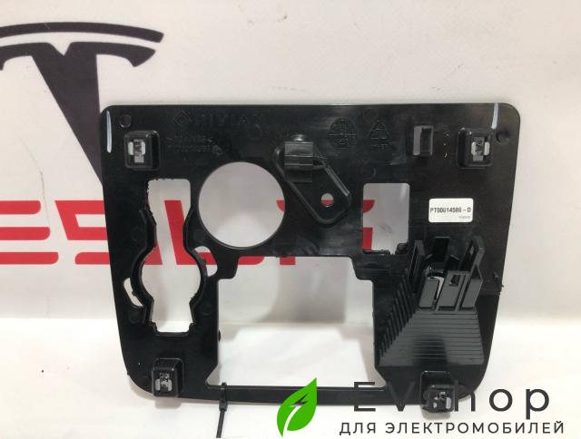 Кронштейн крепления камеры Rivian R1T 1 поколение 2022, PT00000023, PT00003242-F, PT00014586 - фото №1