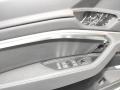 обшивка двери передняя левая Audi e-tron 1 поколение 2019, электро, 4KL867103, 4KE.867.117., 4K0.959.851.C - фото №4