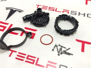 Насос охлаждающей жидкости (Помпа) Rivian R1T 1 поколение 2022, PT00061590D, PT00061591-E