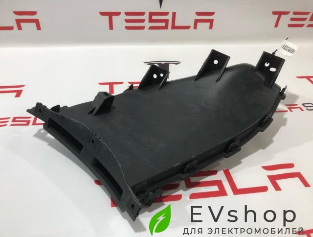 Воздуховод противотуманной фары BYD Yuan UP 1 поколение 2024, SC3E-2803214, SC3E-2803216 - фото №1