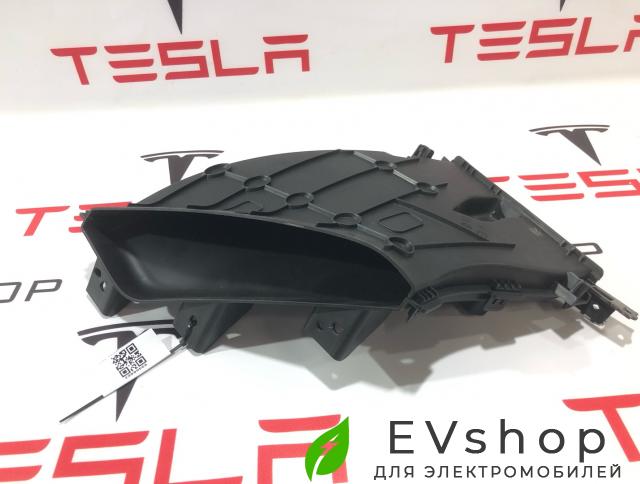 Воздуховод противотуманной фары BYD Yuan UP 1 поколение 2024, SC3E-2803215, SC3E-2803213 - фото №1