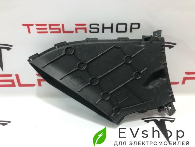 Воздуховод противотуманной фары BYD Yuan UP 1 поколение 2024, SC3E-2803215, SC3E-2803213 - фото №1