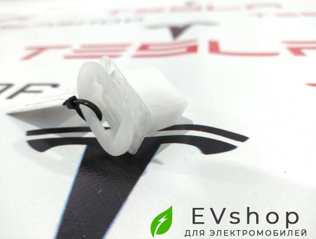 Защелка сидений 2-го ряда , 1016823-00-A - фото №1