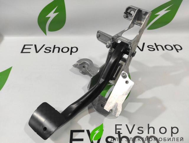 педаль тормоза Audi e-tron 1 поколение 2019, электро, 4N1723117, 4KL.723.140.A - фото №1