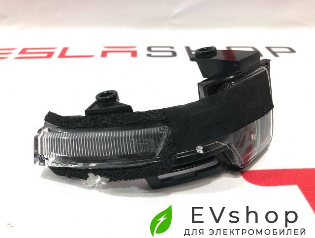 повторитель поворотов LiXiang L9 1 поколение 2024, X01-S-8202104 - фото №1