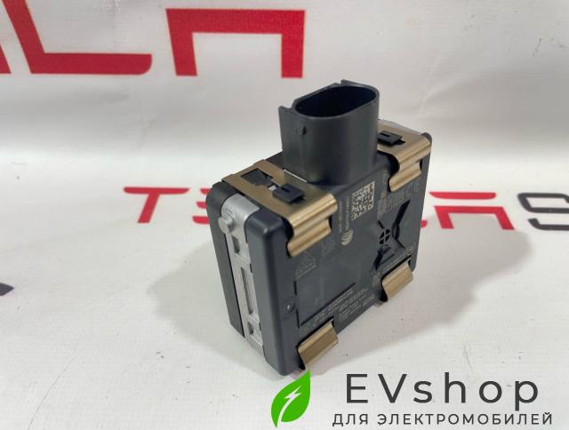 радар / датчик активного круиз контроля Land Rover 2016, J9C3-96768-AC, J9D3-96768-AB, J9D3-96768-AC, J9D3-96768-AD, J9D3-96768-AE, J9D3-96768-AF, J9D3-96768-AG, K8D2-96768-AC, K8D2-96768-AD, K8D2-96768-AE, K8D2-96768-AF, K8D2-96768-AG, K8D2-96768-AH, K8D2-96768-AJ, K8D2-96768-AK, L9C3-96768-AB, L9C3-96768-AC, L9C3-96768-AD, LK72-96768-AB, LK72-96768-AC, LK72-96768-AD, LK72-96768-AE, LK72-96768-AF, LK72-96768-AG, LX73-96768-AB, LX73-96768-AC, LX73-96768-AD, LX73-96768-AE, LX73-96768-AF, LX73-96768-AG - фото №1