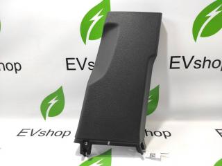 Накладка стойки B, внутренняя Audi e-tron 1 поколение 2019, электро, 4KE.867.240