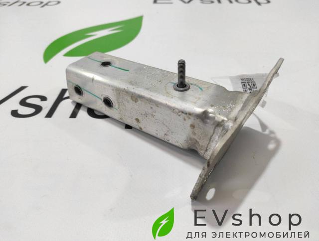 Стакан подрамника переднего Audi e-tron 1 поколение 2019, электро, 4KE.805.162.A - фото №1