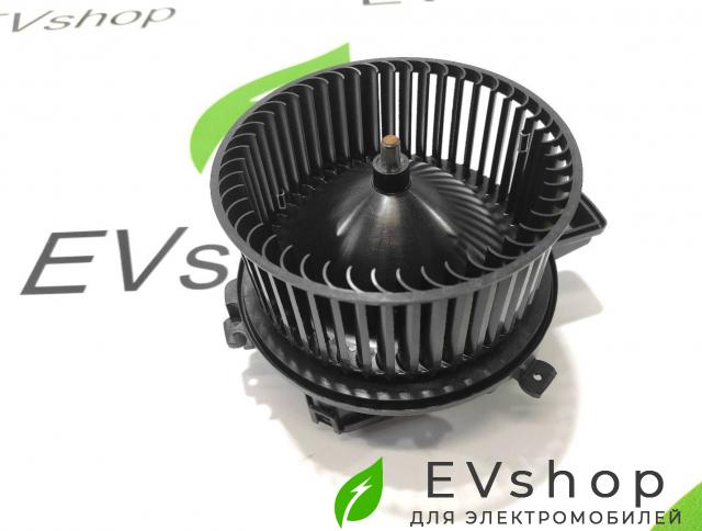 Вентилятор печки салона Audi e-tron 1 поколение 2019, электро, 4M1820021.C - фото №1