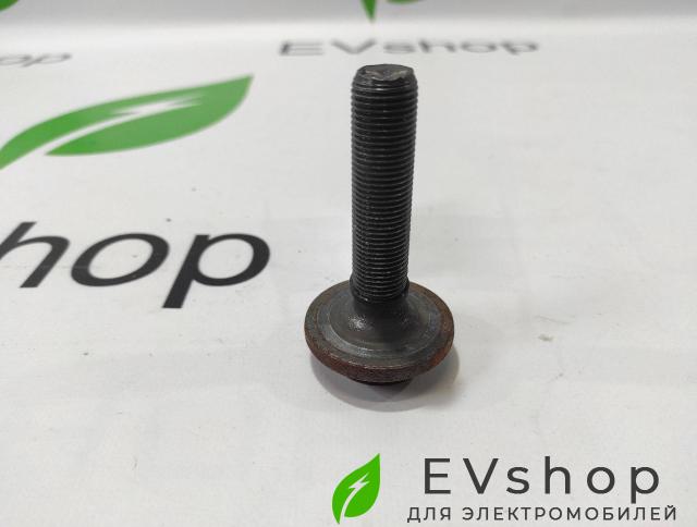 Болт ступицы Audi e-tron 1 поколение 2019, электро, 8E0407643 - фото №1